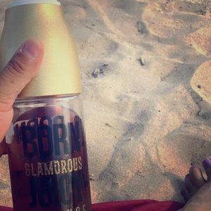 Meet your Posher, Yersia